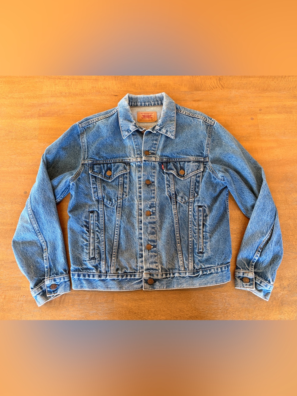 Vintage Levi’s 70506-0216 Trucker Denim Jacket Made in USA Size 42